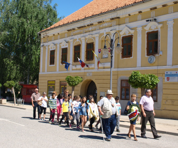 Pietny akt kladenia vencov 2018