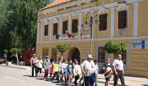 Pietny akt kladenia vencov 2018 